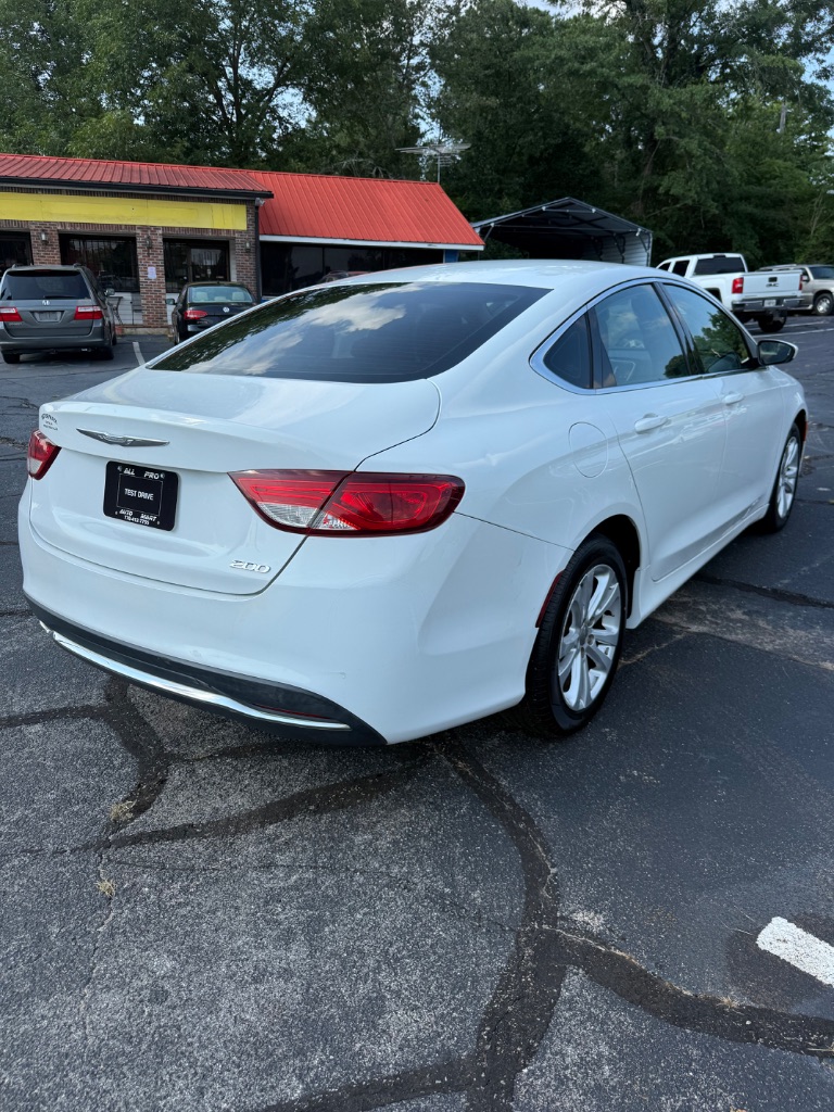 2015 Chrysler 200 Limited - Photo 7